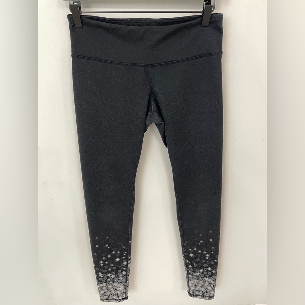 Alo Yoga Leggings Black Silver Metallic  Size Small 30” Inseam full Length  22
